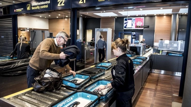 Γολγοθάς η επίσκεψη στις ΗΠΑ: Κινητά τηλέφωνα και social media θα περνούν από κόσκινο πριν δοθεί η βίζα